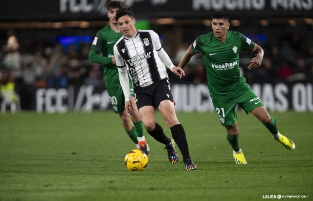 ¿Apuesta por la cantera? Los seis del filial que jugaron en la Liga 2023/2024 salen del Efesé
