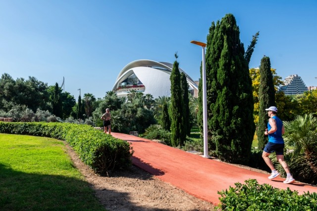 València abre los primeros 700 metros del Circuit València Ciutat del Running al mar