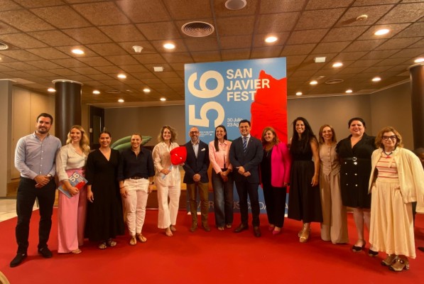 Lo que depara, y 'se permite', el Festival de Teatro de San Javier: 15 espectáculos (4 gratis), talento murciano y cierre con Luz Casal