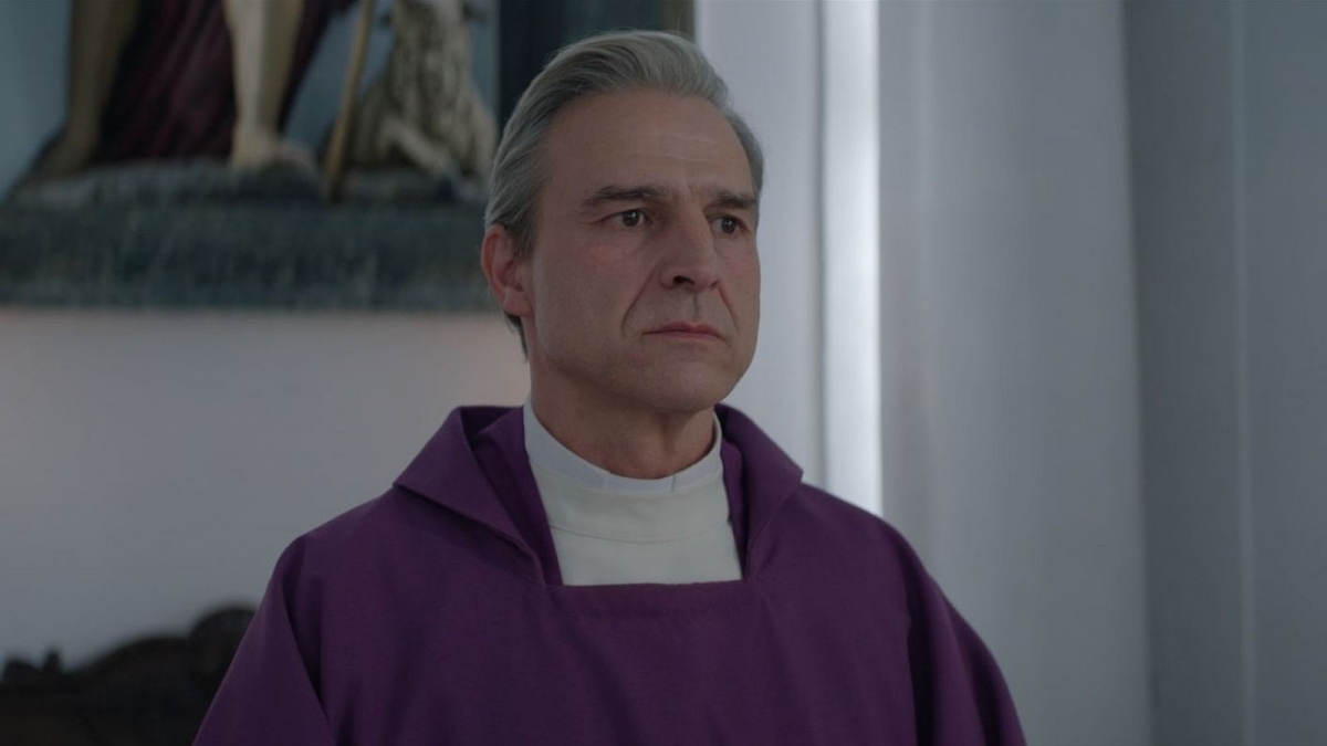 ‘La luz’: la película sobre la pederastia en la Iglesia a través del punto de vista del sacerdote violador