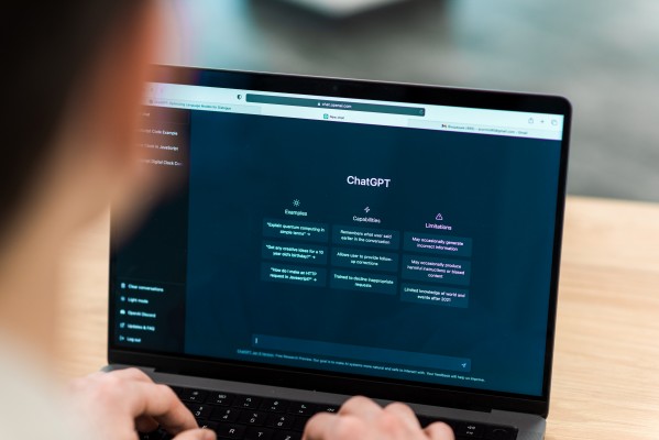IEM revoluciona el marketing y los negocios con su nueva especialización en Inteligencia Artificial
