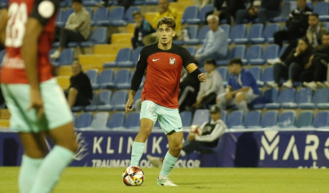 El defensa central Álex Salto se incorpora al Orihuela
