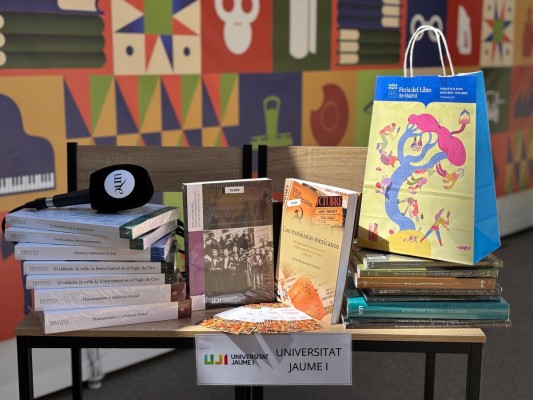 La editorial de la UJI participa en la Feria del Libro de Madrid dentro de la Plaza de las Universidades