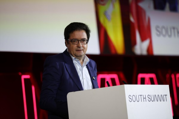 El BOE publica la prórroga hasta el 15 de septiembre del bloqueo de SMS con alias no inscritos en la CNMC