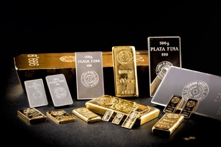 El oro y la plata caen con fuerza por el empleo de EEUU y el temor a una subida de tipos