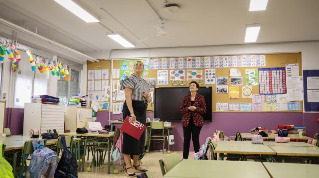 Onda ejecuta la primera fase del plan de confort térmico en las aulas del CEIP Mestre Caballero