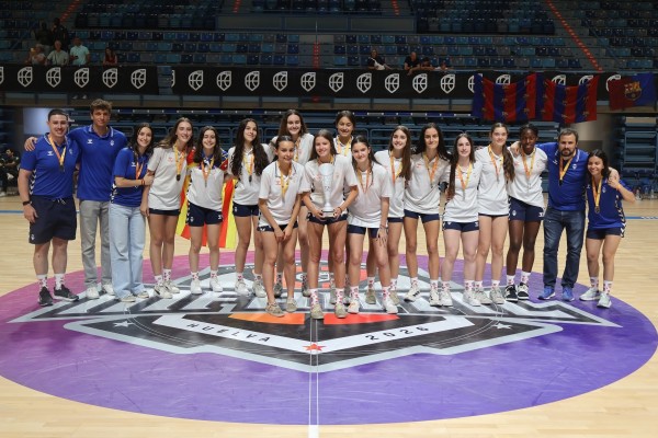 Valencia Basket se cuelga la plata en el Campeonato de España Infantil Femenino