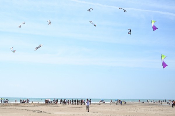 Las imágenes del III Festival del Viento celebrado en el Grau de Castelló