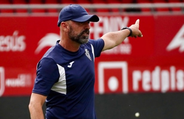 El filial del Real Murcia peleará con el Pamplona navarro por el ascenso a Segunda RFEF
