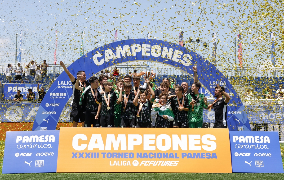 La cantera del Elche CF conquista el Torneo Liga Futures tras vencer al Real Madrid en la final