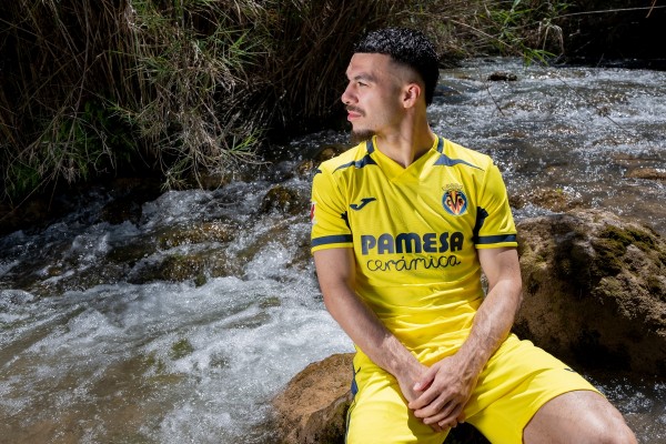 El Villarreal CF presenta su primera equipación para la temporada 26/27: 'Feta per a fluir'