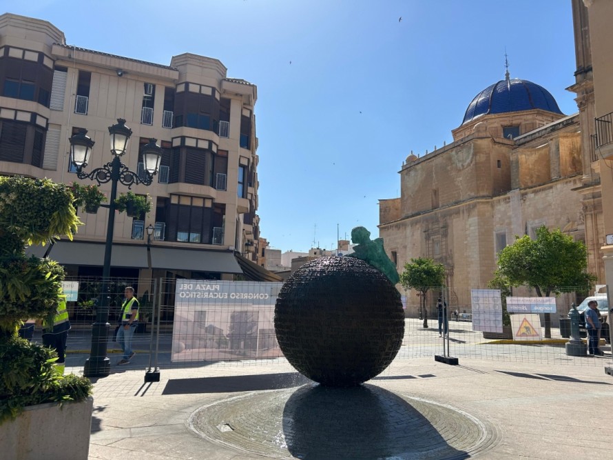 El entorno de Santa María, ya en rehabilitación; la basílica, con plan