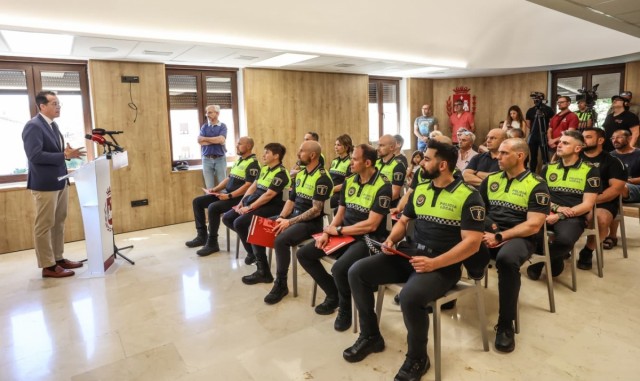 Elda refuerza su Policía Local con la incorporación de once nuevos agentes para afrontar los retos de seguridad y movilidad