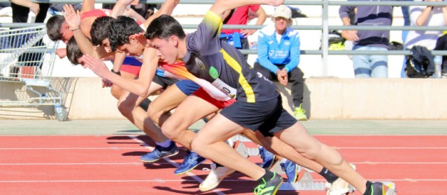 Doce chicos y ocho chicas representan a la FAMU en el Nacional sub-16 en Lleida 