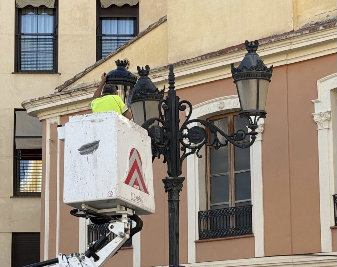 Comarca y empresa | El Ayuntamiento de Burjassot renueva el 