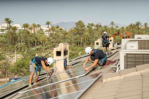 Elche reflota el proyecto para la oficina de implantación de comunidades energéticas locales