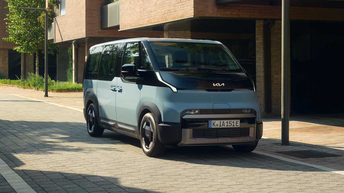 Kia amplía la gama de modelos de pasajeros PV5 con la nueva configuración de 7 plazas