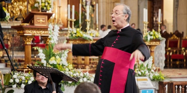El compositor y director italiano Marco Frisina dirigirá a la Capella del Misteri d’Elx este miércoles