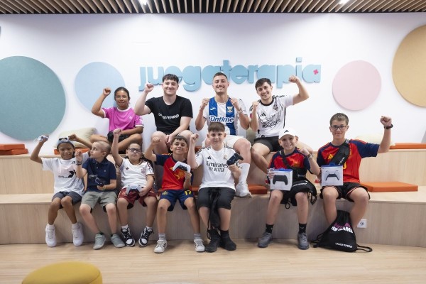 LaLiga FC Pro y la Fundación Juegaterapia celebran una jornada de esports junto a niños y adolescentes en tratamiento oncológico
