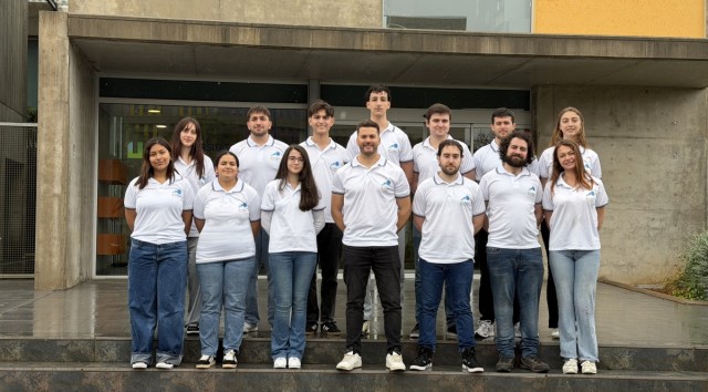 Manos protésicas funcionales: estudiantes de la UJI desarrollan un prototipo para personas con discapacidad física