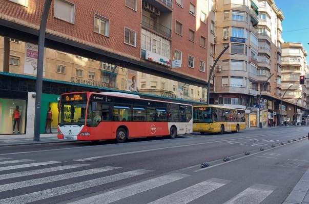 El nuevo mapa de autobuses conectará a Murcia con cuatro corredores: Santander-Zaragoza, Valencia-Alicante, Sevilla-Granada y Almería