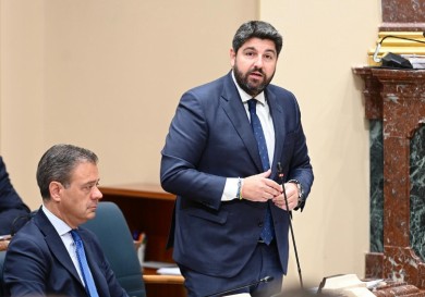 López Miras pide por carta a Pedro Sánchez que mande 