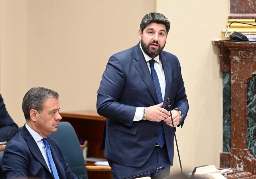López Miras pide por carta a Pedro Sánchez que mande 