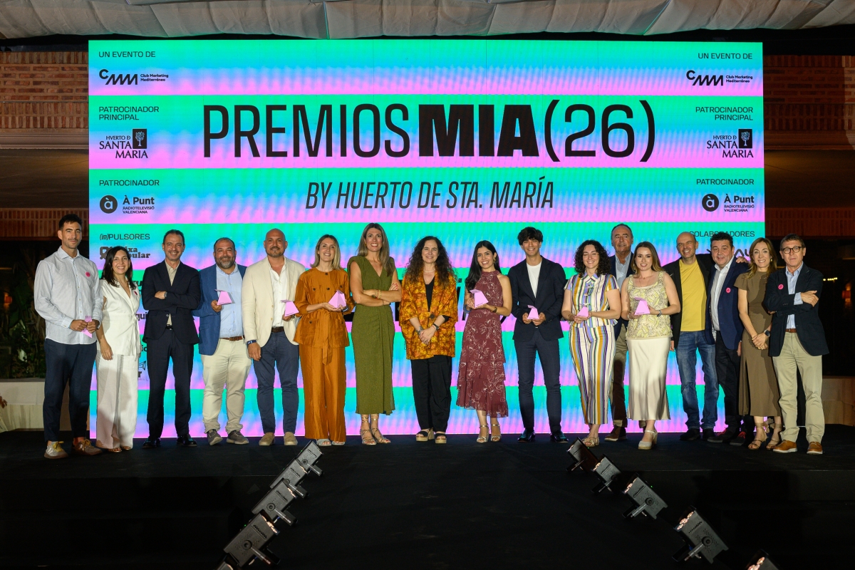 Ganadores de los premios MIA, junta directiva del CMM y distinciones a jovenes talentos. - Foto: CMM Ganadores de los premios MIA, junta directiva del CMM y distinciones a jovenes talentos.