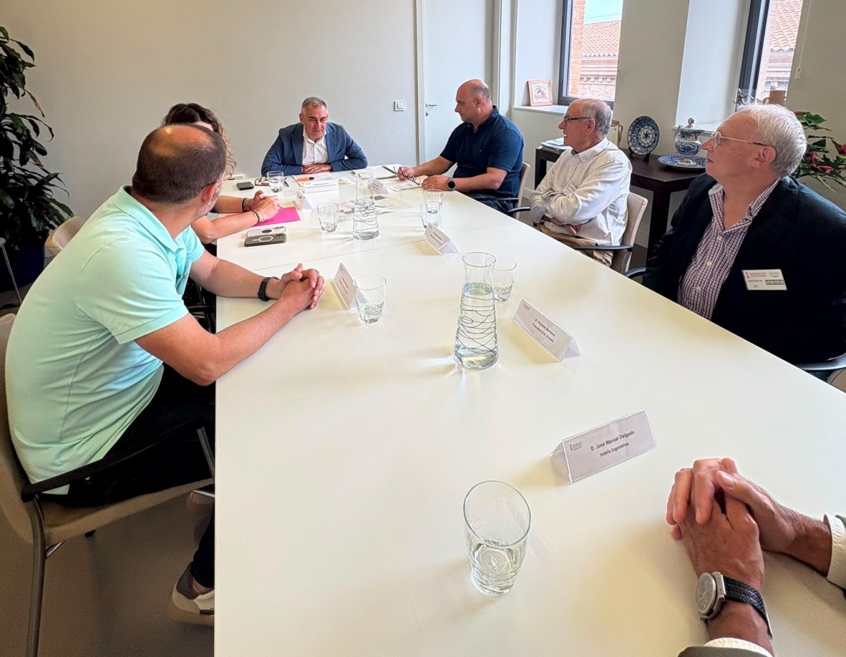 Reunión de la Conselleria de Agricultura con los regantes del Canal de la Cota 100 de Vila-real..