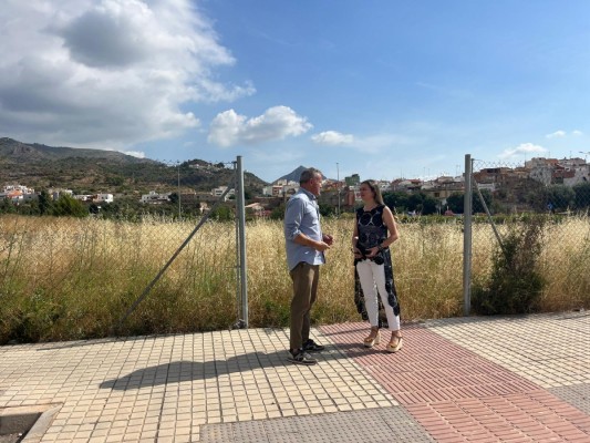 El Gobierno dona a la Vall d'Uixó ocho solares con una superficie de 7.322 m² para impulsar vivienda pública