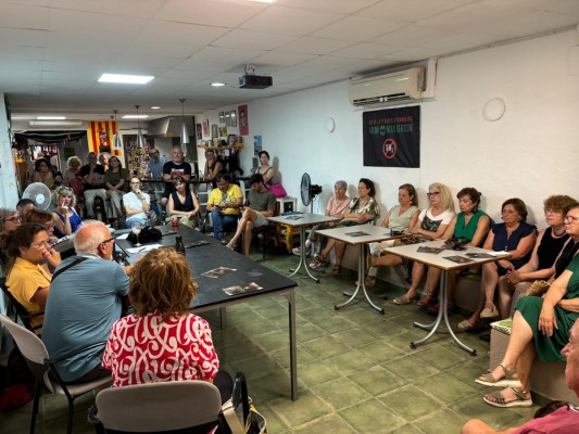Entitats socials i cíviques del Grau, Castelló i Almassora s'alien per parar el projecte de planta de d'amoníac en el Serrallo
