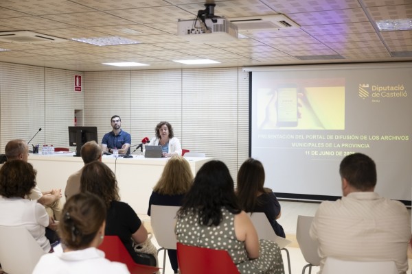 La Diputación de Castellón presenta un nuevo portal de difusión de los archivos municipales para nueve localidades