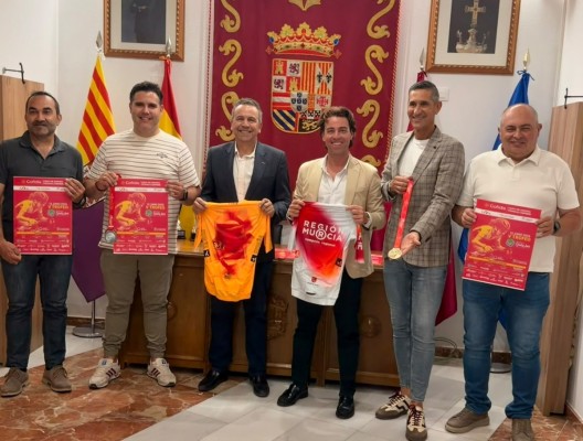 Abanilla acoge la octava penúltima prueba de la Copa de España femenina con 300 ciclistas