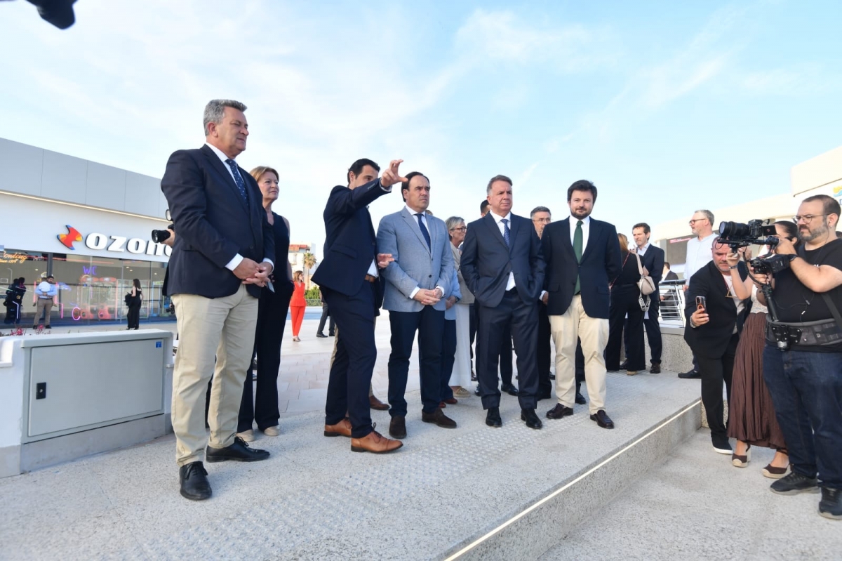 Paseo del Mar abre en Torrevieja con una inversión de 60 millones y la previsión de crear más de 400 empleos