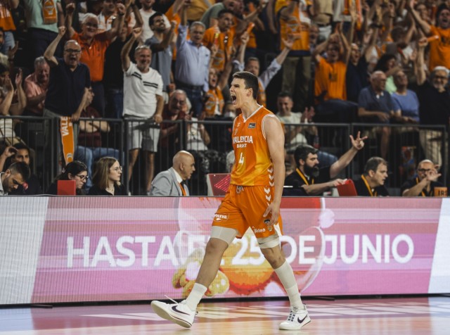 Valencia Basket da un golpe encima de la mesa y acaricia la final