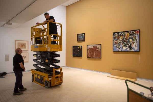 Entre Calder, Equipo Crónica y Valie Export: los mil caminos del IVAM para presumir de colección