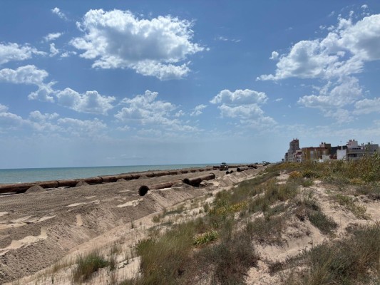 Las playas de Sueca cogen forma sin fecha estimada de apertura y con retrasos en las obras