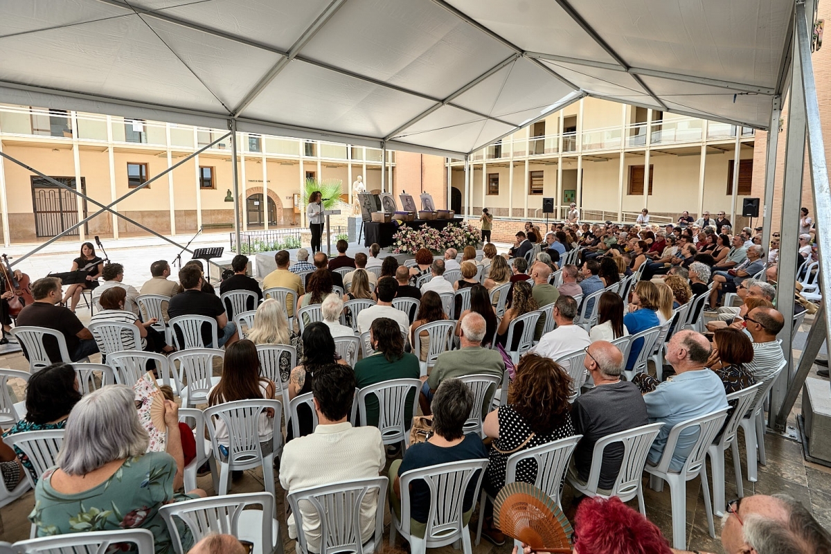 Gandia devuelve a sus familias los restos de las cuatro víctimas del franquismo