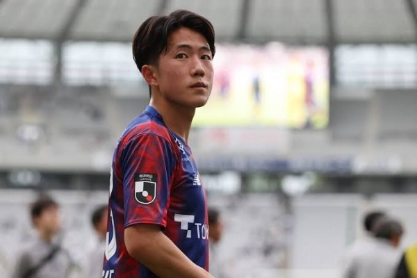 El Valencia CF, muy cerca de fichar al japonés Ryunosuke Sato