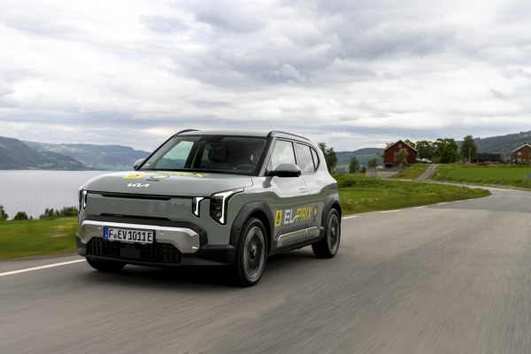El Kia EV2 obtiene el mejor rendimiento en condiciones reales entre los coches compactos y medios en el NAF Summer El Prix EV Test