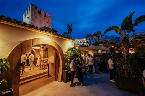 Forty Group estrena propuesta gastronómica en Playa de San Juan con 'La Bienservida'