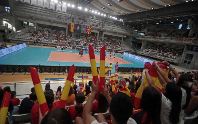 España se hace fuerte en Alicante y mantiene su pleno de victorias en la Liga Europea