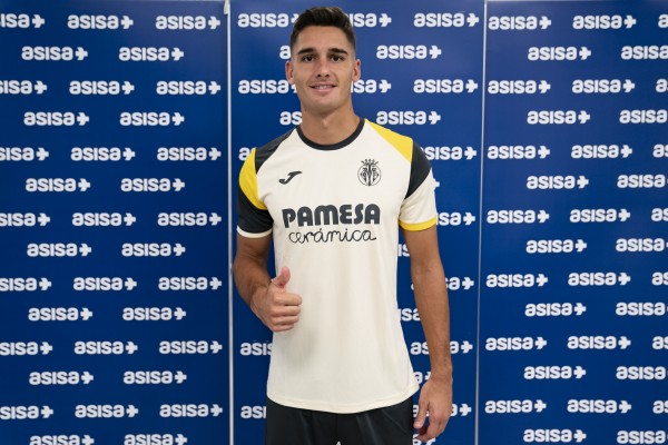Sergi Cardona firma con el Villarreal como agente libre por las tres próximas temporadas
