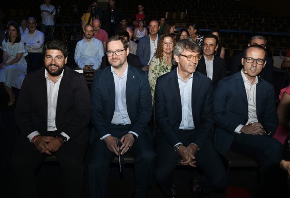 La japonesa NTT Data impulsará un hub tecnológico en la Región y creará 1.000 puestos de trabajo