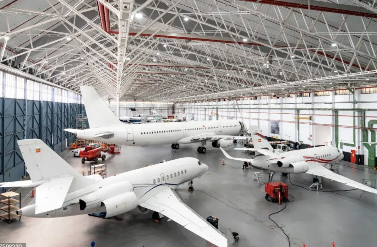 Boost Air invertirá 40 millones en un hangar en el aeropuerto de Valencia y creará 400 puestos de trabajo