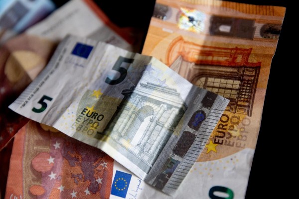El coste laboral sigue al alza en la Región de Murcia y crece hasta los 2.790 euros al mes