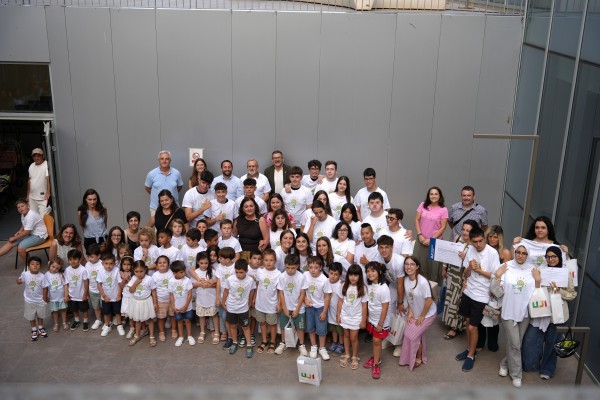 La cátedra de Reciplasa y la UJI premia cinco iniciativas sobre gestión sostenible de alumnos de Castellón