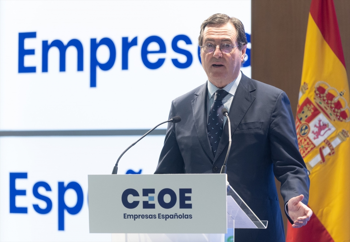 Garamendi (CEOE) pide que la Seguridad Social asuma el pago íntegro de los primeros 15 días de baja laboral