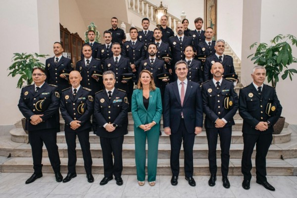 Castelló afianza la estructura de mando de su Policía con 14 nuevos oficiales después del proceso selectivo
