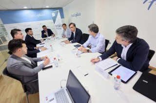 ⁠El desayuno Foro Plaza 'Hacia una industria inteligente y conectada', en imágenes